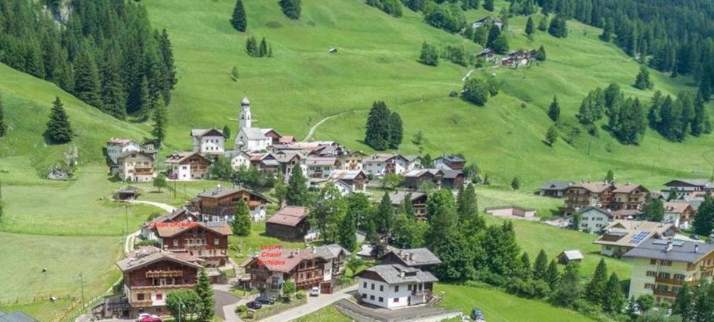 Luxury Chalet Orchidea Canazei Exterior foto